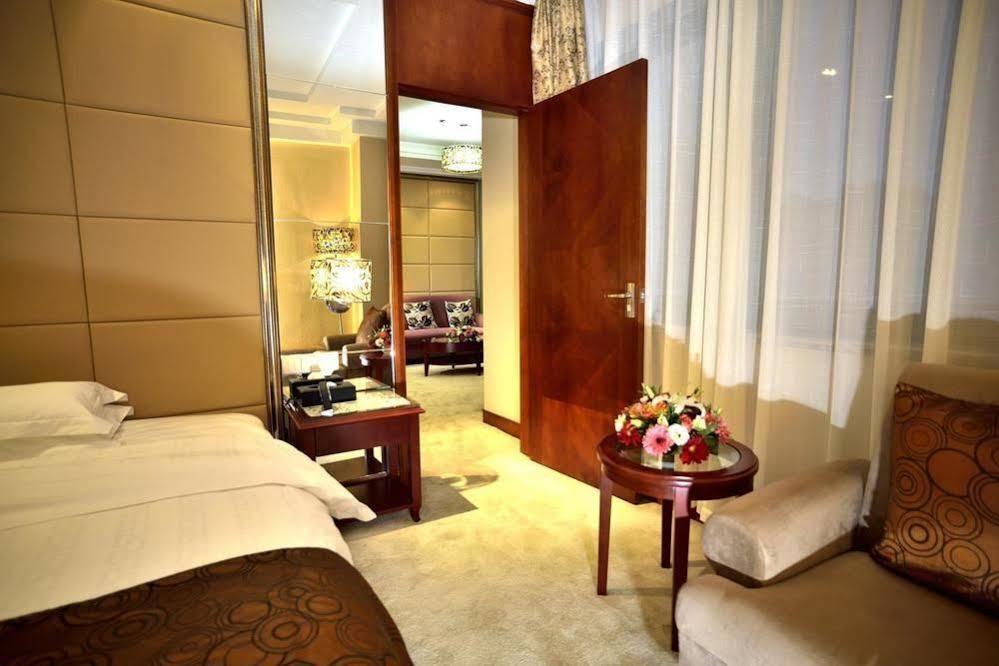Picturesque Hotel 우시 외부 사진